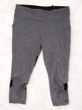 Lululemon Gray Black Cropped Leggings Size 10 Athleisure Workout Pants